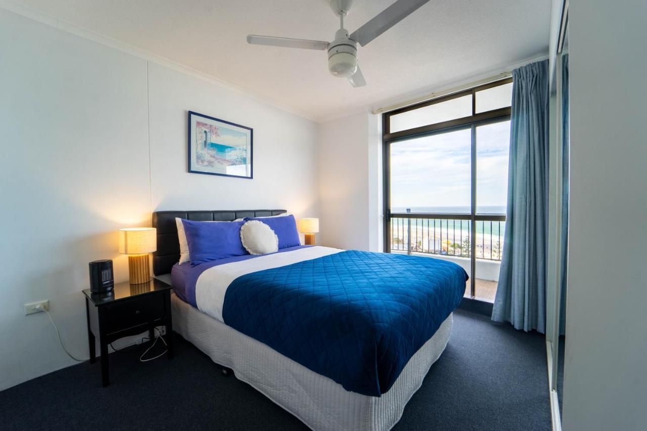 Apartment Spectacular Surfers Views From Gold Coast